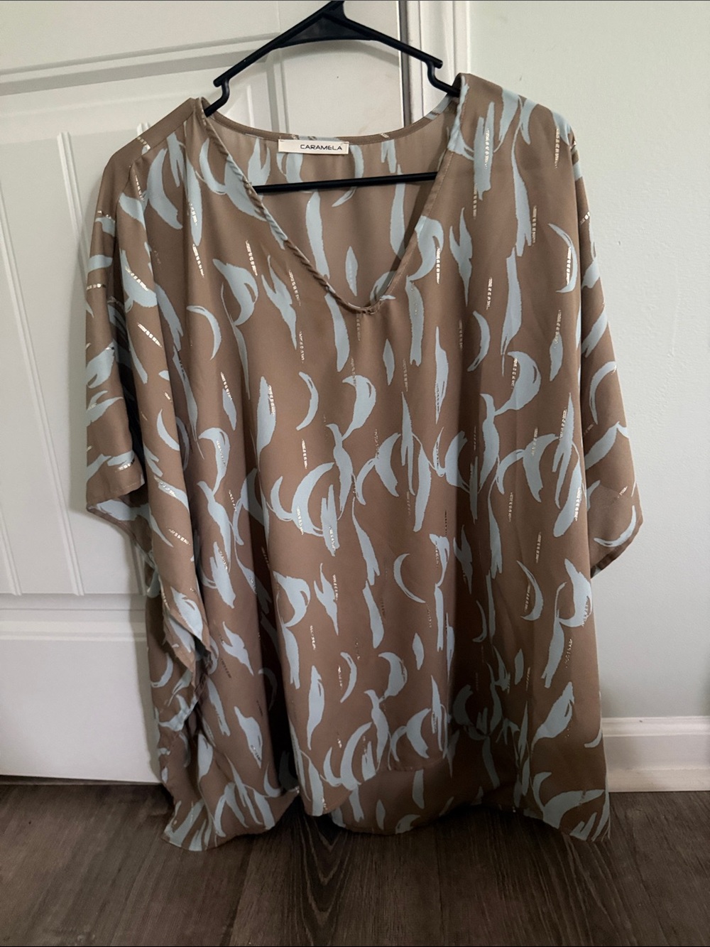 Oversized taupe poncho with gold glitter and teal